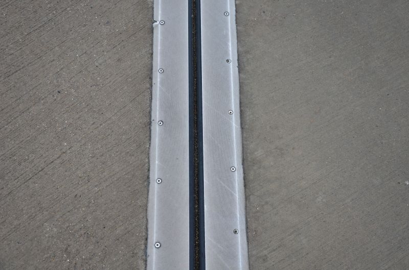 Expansion Joint in Warm Weather